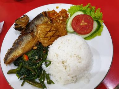 WARUNG SIAGA