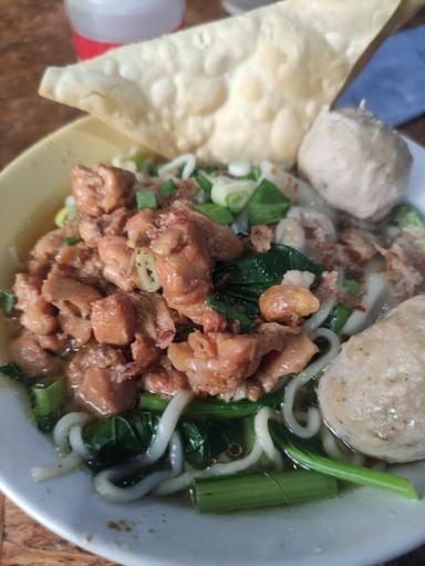 BAKSO BOWO