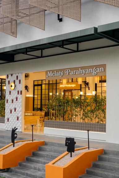 MELATY PARAHYANGAN - CIJANTUNG