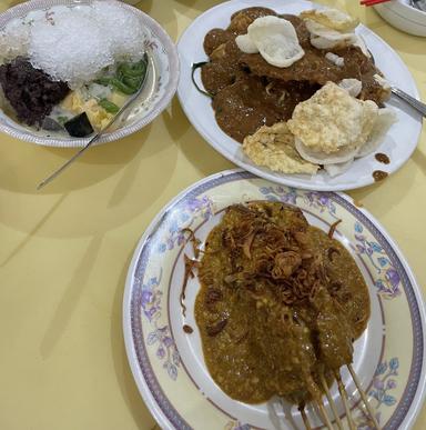 LAKSA MEDAN YOSERIZAL