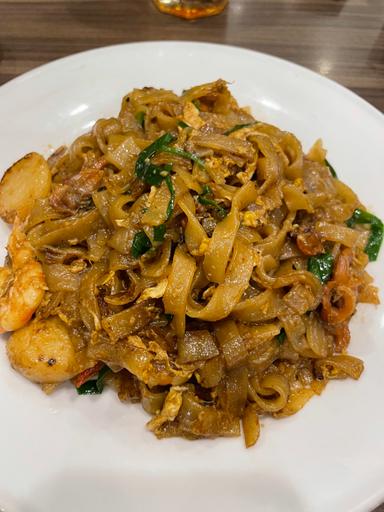 SINGAPORE KWETIAW KERANG PIK