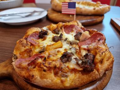 US PIZZA