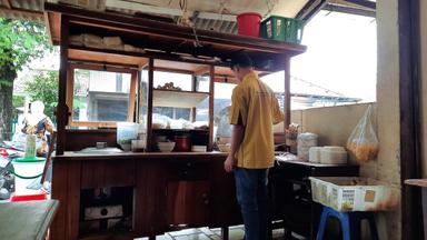 BAKSO PAK KEMPIS