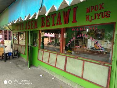 WARUNG SAYUR ASEM BETAWI MPOK HJ. IYUS