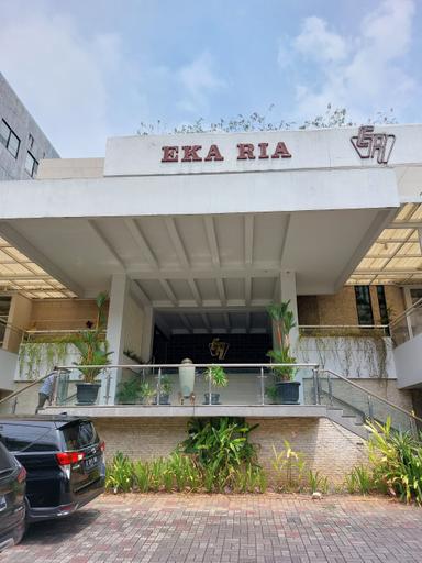 RESTORAN EKA RIA