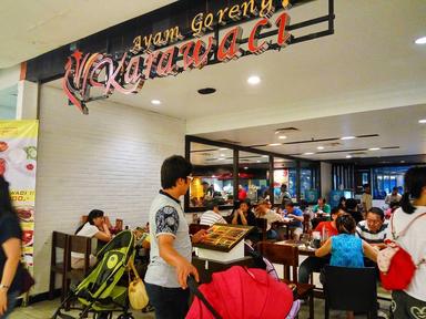 AYAM GORENG KARAWACI - PLUIT VILLAGE