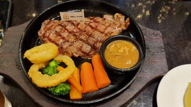 KAFE VICTORIA - PONDOK INDAH MALL