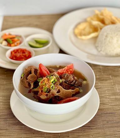 SOP BUNTUT  BOGOR CAFE PONDOK INDAH MALL