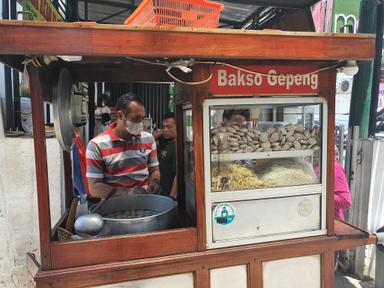 BAKSO GEPENG JEKO RAWAMANGUN