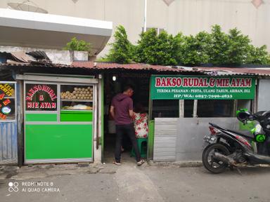 BAKSO RUDAL & MIE AYAM BERSEMI