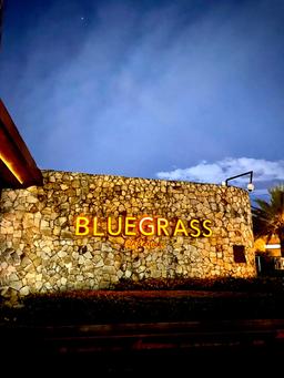 Photo's Bluegrass Bar & Grill