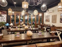 WARUNG TEKKO -  PLAZA FESTIVAL MALL KUNINGAN