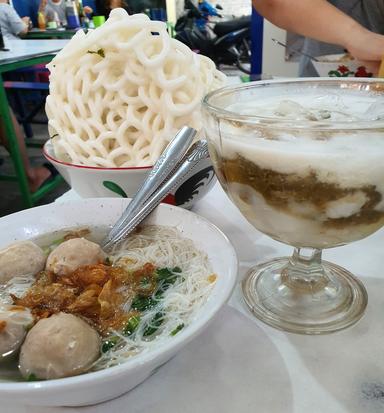 ES KALAMUR & BAKSO MATADOR