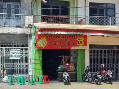 SOTO KUDUS AYAM KAMPUNG/NASI GANDUL MBAH DI