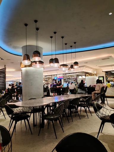 SENAYAN CITY NEW FOOD COURT 5TH FLOOR