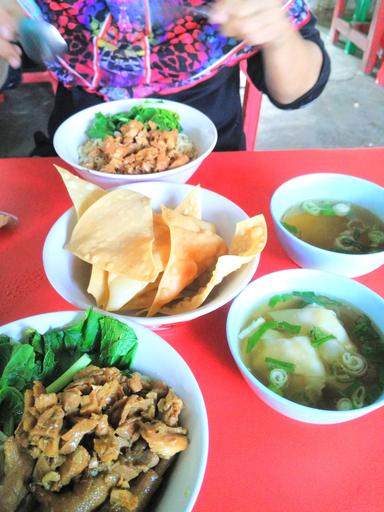 BAKSO & MIE AYAM MAS AMIN CS