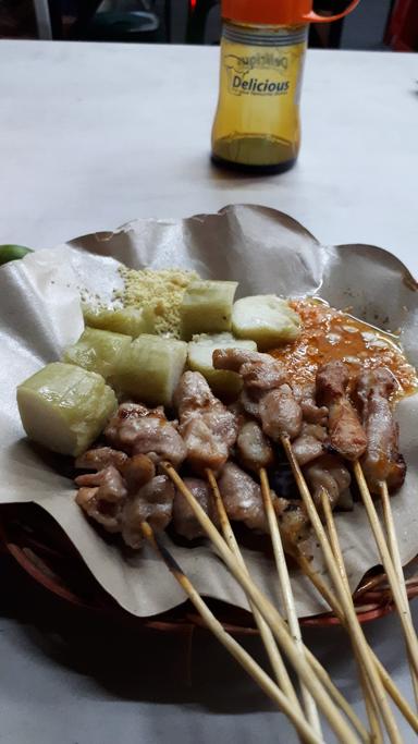 SATE TAICHAN BANG MAMAN