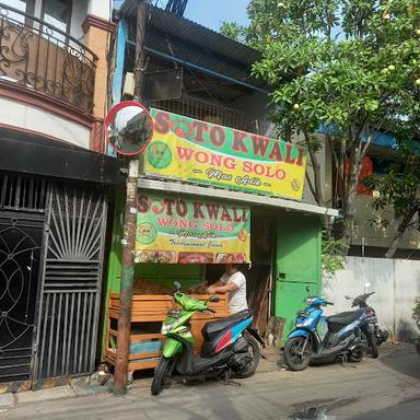 SOTO KWALI WONG SOLO MAS ADIK