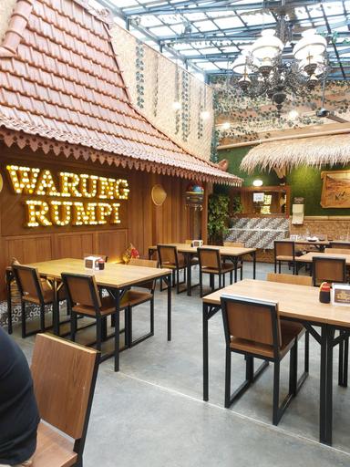 WARUNG RUMPI