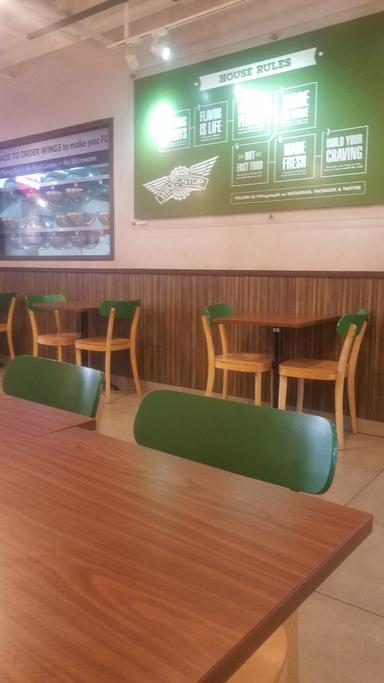 WINGSTOP - KOTA KASABLANKA