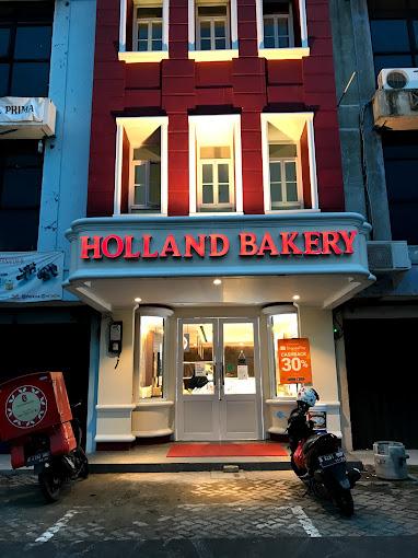 HOLLAND BAKERY UJUNG MENTENG