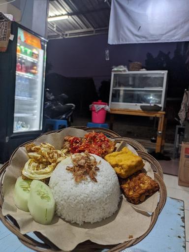 AYAM PENYET BERKAH MULIA