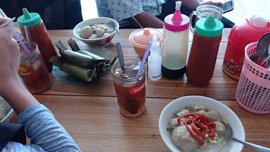 BAKSO & MIE AYAM RAJAWALI