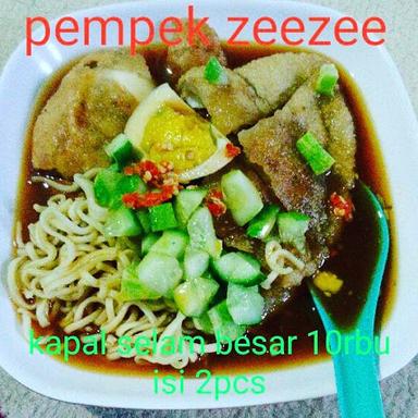 PEMPEK ZEE ZEE