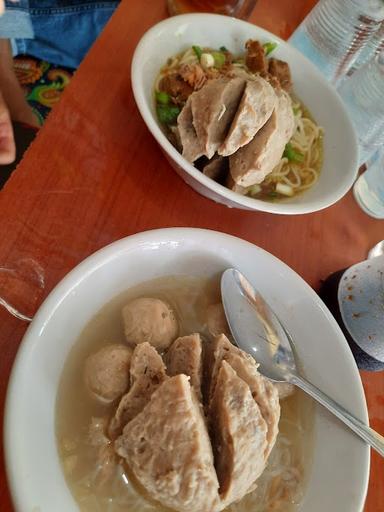 PONDOK BAKSO BERANAK PODO WAE