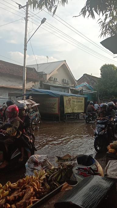 WARUNG SATE PAK GLOMPONG