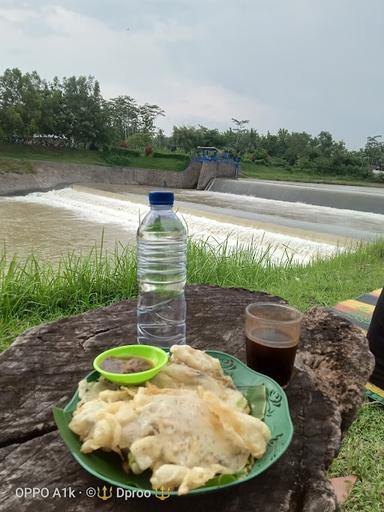 WARUNG ADEM AYEM