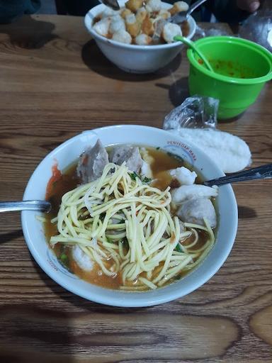 BAKSO SOTO KAUMAN