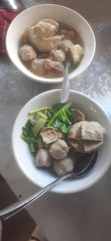 BAKSO SOTO KAUMAN