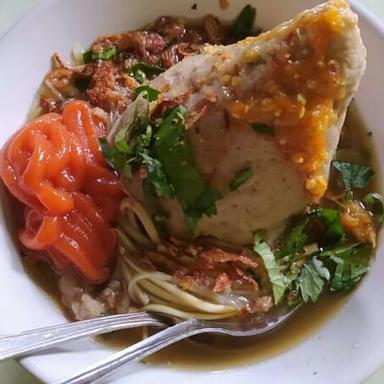 MIE AYAM DAN BAKSO TONJONG