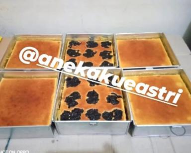 ANEKA KUE ASTRI