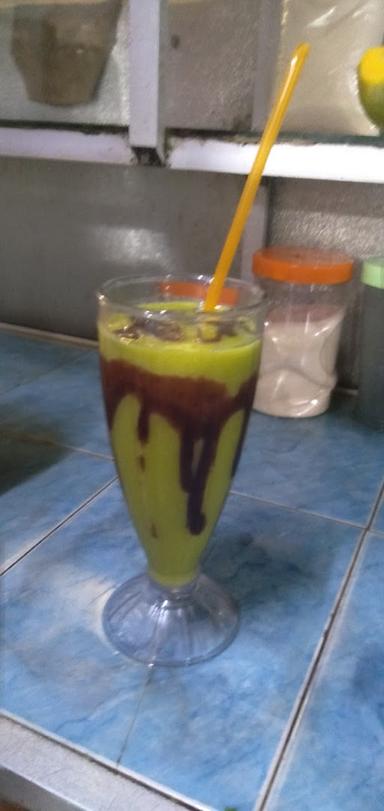 JUS BUAH SEGAR MIKI