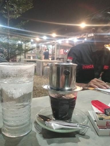 KEDAI KOPI AL - EL