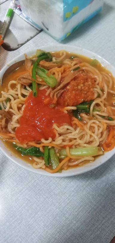 MIE AYAM SELOJA