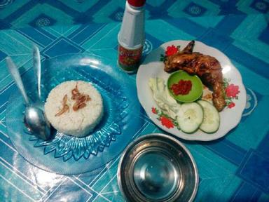 WARUNG BU KARSINAH