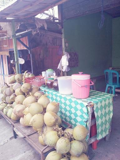 WARUNG ES DEGAN MBAK PUR