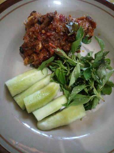 AYAM BAKAR BUMBU BALI MBAK NIK