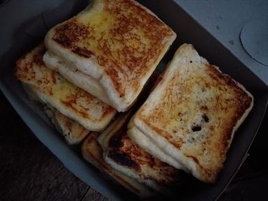 ROTI BAKAR PALAGAN