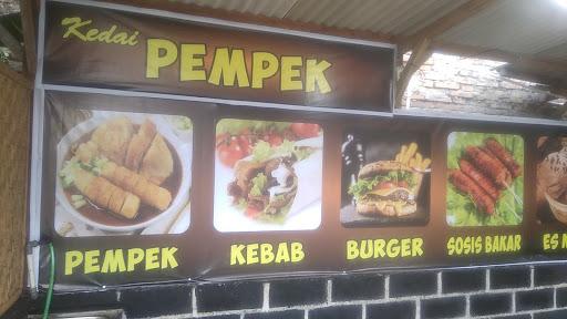 KEDAI PEMPEK