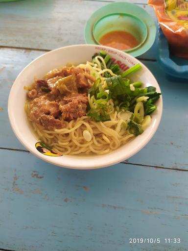 MIE AYAM BAKSO LESEHAN MAS MUS