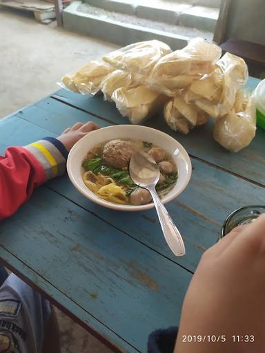 MIE AYAM BAKSO LESEHAN MAS MUS