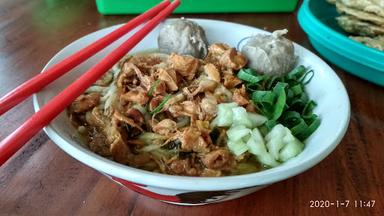 MIE AYAM BAKSO SOTO 88