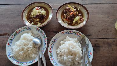 WARUNG SATE KAMBING MUDA PAK RADI