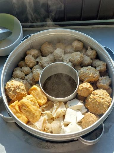 BAKSO SEMERU PERBATASAN