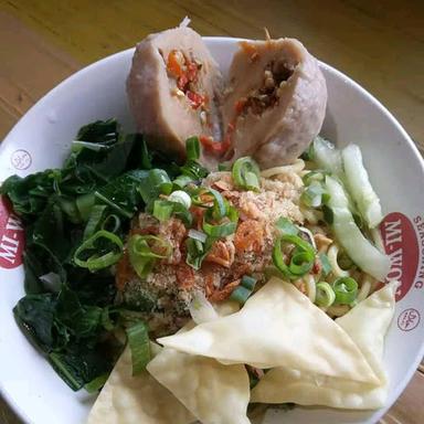 MIE AYAM CETHOL & BAKSO BAKAR