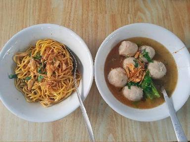 BAKSO SOLO ECHO